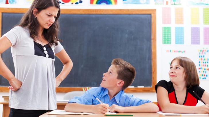 كيف تعاقب طالب دون ان تفقد محبتك وأحترامك