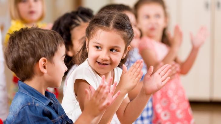 العقاب والثواب في المجال المدرسي