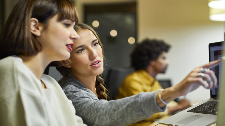 دليل شامل لتقديم التغذية الراجعة للمتدربين