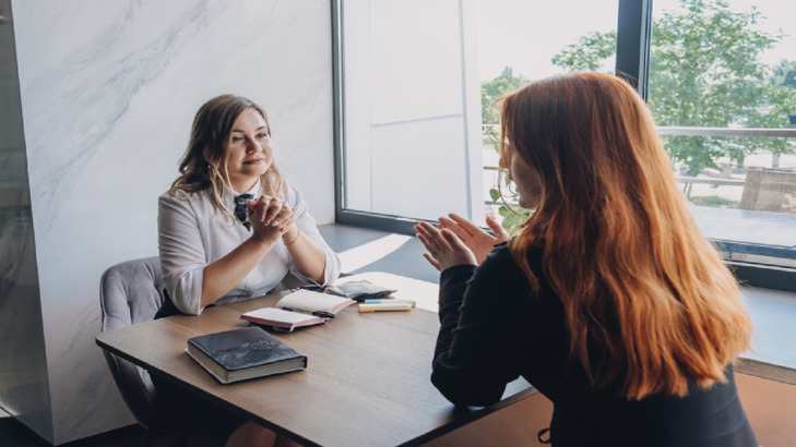 4 مستويات للإصغاء في جلسات الكوتشينغ