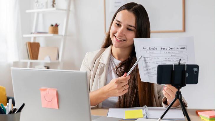 إدماج المتعلمين الافتراضيين جسدياً وإدراكياً