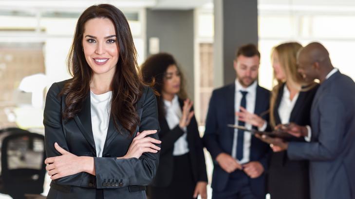 معلومات إضافيَّة حول إدارة الفِرَق