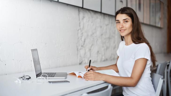 أهمية الصمت في الفصول الافتراضية