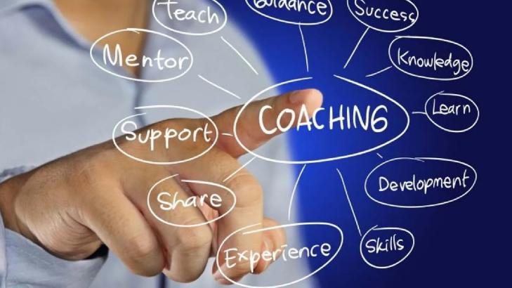 مهارات الكوتشينغ: 17 كوتش بارز يقدمون مهارات الكوتشينغ الأساسية (الجزء الأول)