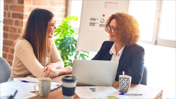 أهداف برامج تدريب الموظفين: أنواعها وخطوات اختيارها وفوائدها