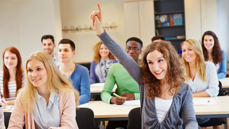 التفاعل والمناقشة