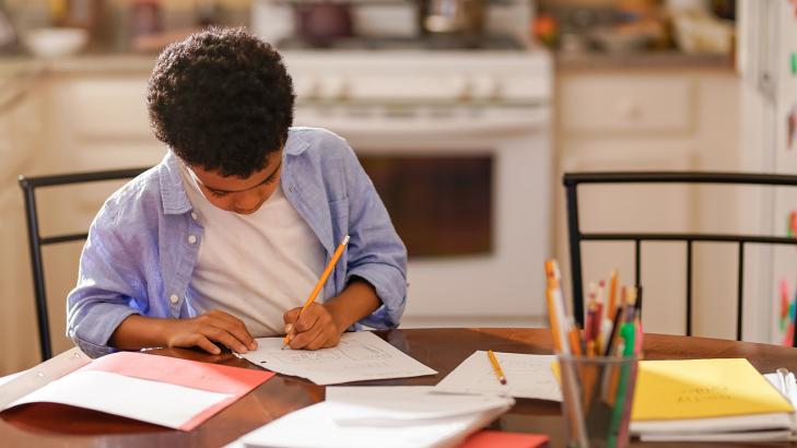 أهمية التعلم الذاتي ودوره في رفع كفاءة المعلم